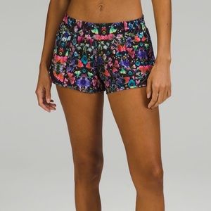Lululemon Hotty Hot Low-Rise Lined Short 2.5” NWT